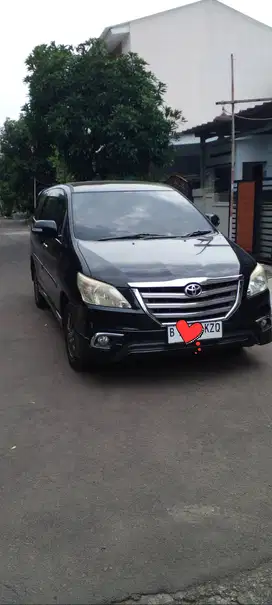 toyota kijang innova V AT Luxury (2014)