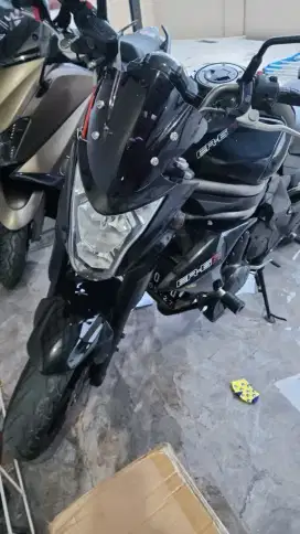 kawasaki er6n 2012 like new