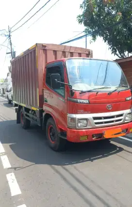 Toyota Dyna box st115