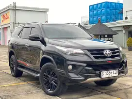 GOOD CONDITION !!! TOYOTA FORTUNER VRZ TRD 2.4 2018 MATIC DIESEL