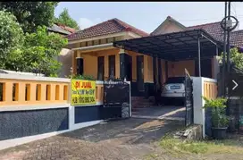 RUMAH ASRI dan STRATEGIS di JATIBENING ESTATE