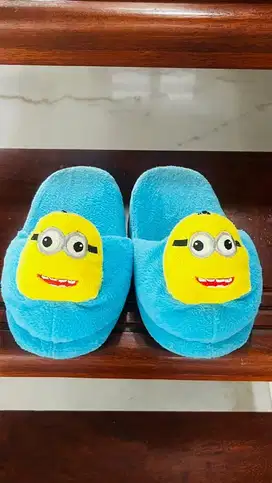 MINION SLIPPERS