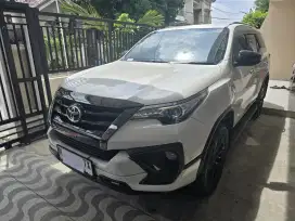 Fortuner 2019TRD, Matic, service tracking, asuransi all risk Oct 2025