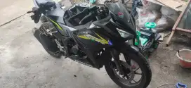 CBR 150R fering