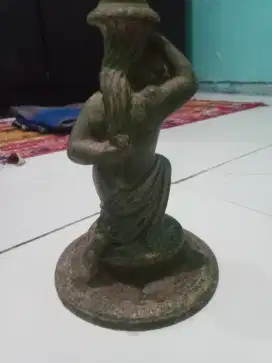 Patung lampu gambar orng