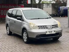 Grand Livina SV mt 2011 Dp 9jt