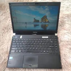 laptop slim toshiba core i5 ram 4 Ssd 128 gb kondisi normal