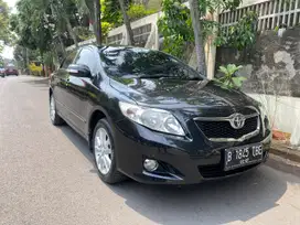 Toyota  Altis 2.0 V Tahun 2010