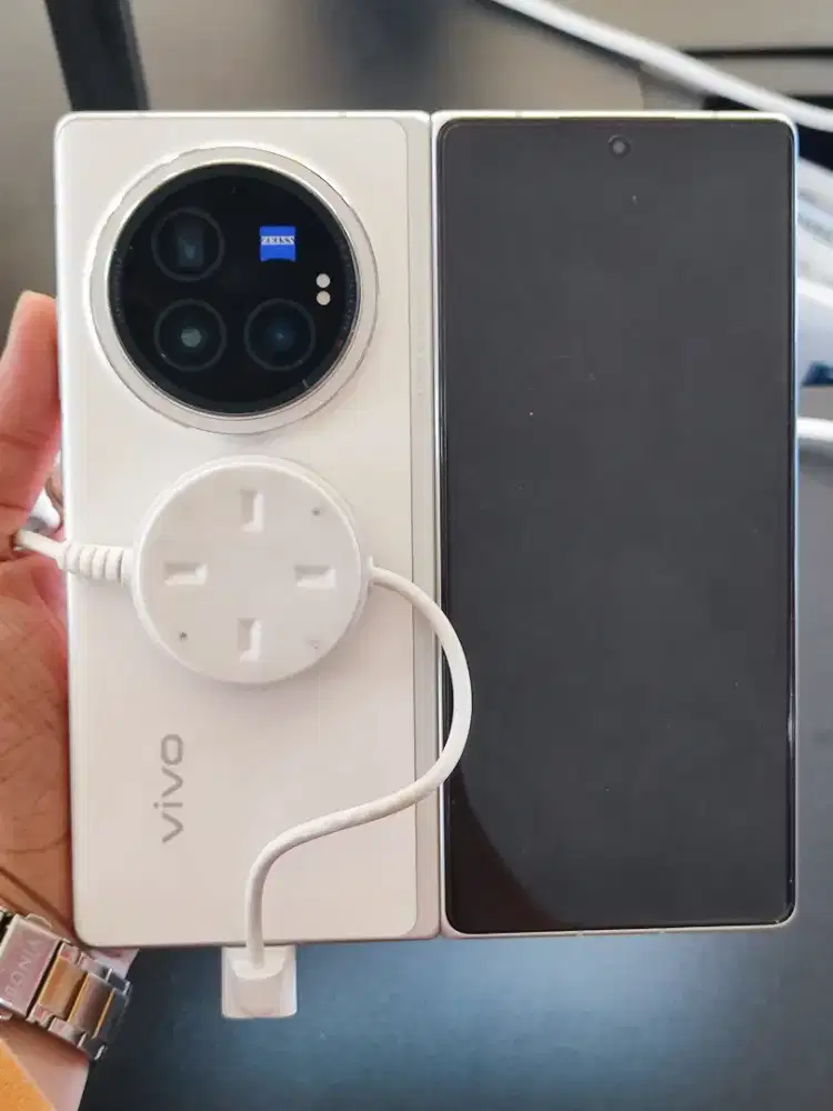 Vivo XFold 5 Cashback 1,5jt + TWS Bluetooth + merchandise by vivo