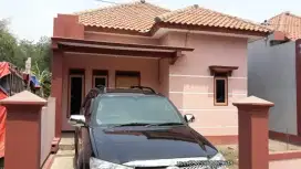 Rumah di jual SHM siap huni  tanah 8.5mx14m