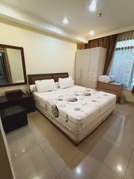 Spesialis apartement Hamptons park unit luas 121 golf view