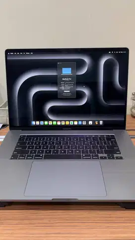 Macbook Pro 16 inch 2019 Core i9 32/512 GB