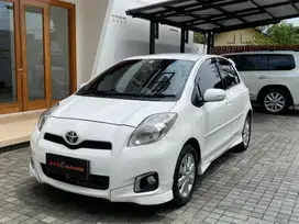 Toyota Yaris S Limited 2012 AT