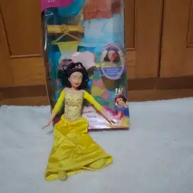 Barbie snow white series original mattel