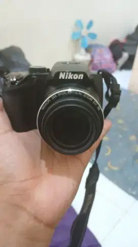 Kamera DSLR Nikon p100