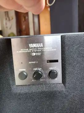 Subwoofer yamaha aktif