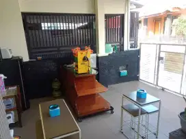 Dijual mini bar dan meja makan buat buka usaha kuliner