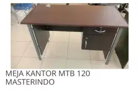 meja kantor kaki besi / meja kantor TKDN