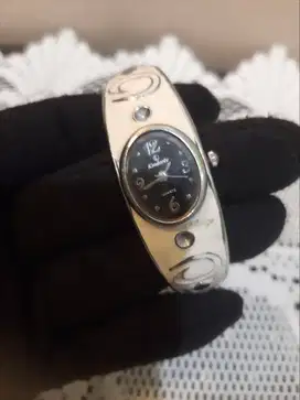 Jam Tangan Wanita Vintage Kimberl?*