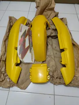 Cover body Tiger tilas warna kuning