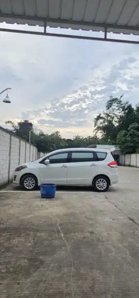 Suzuki Ertiga 2012 siap pakai