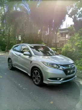 (DP39JT) HR-V PRESTIGE CVT SUNROOF A/T 2015