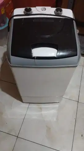 Mesin cuci mini Arashi 4,5kg