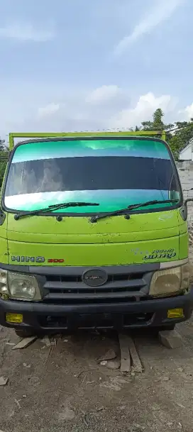 Hino Dutro 2011 Diesel