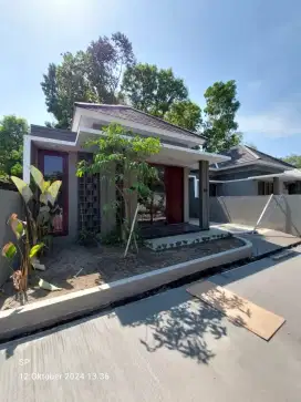 Rumah Murah Desain Modern Dekat UNRIYO Jalan Tajem