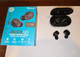 J Bud Air. Wireless Bluetooth earbuds. Buatan Amerika