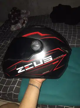 Helm full face zeus