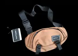 Waistbag  / waist bag hush puppies original..best condition like new