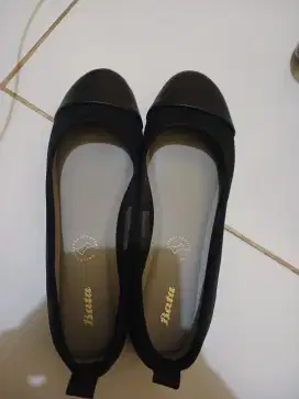 Flatshoes Bata Size 38