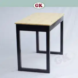 Meja u.meja serba guna .100x50x75