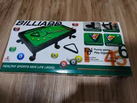 Mini Billiards Table