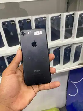 Iphone 7 32 gb second barang langka