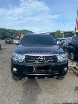 Dijual Toyoya Fortuner 2009