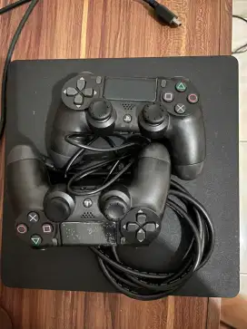 Yang mau dijual cepat PS4 tawarin langsung saya beli lagi cari PS 4