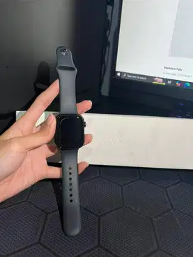 Apple watch series 8 45mm