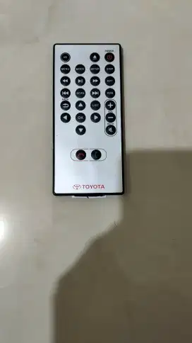 Remote CD Toyota Innova Rebon