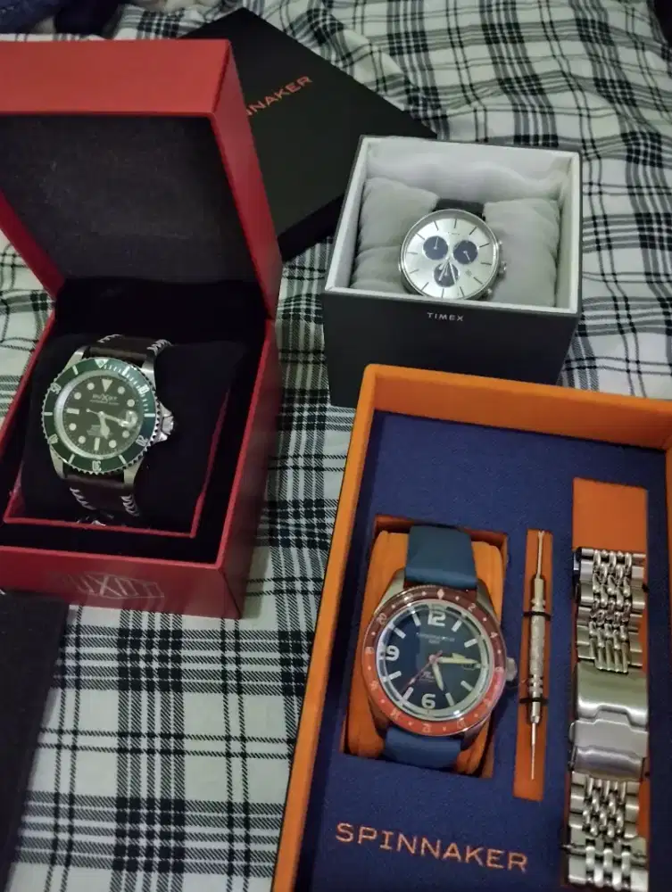 Jam tangan automatic dan batrei