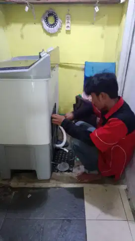 Melayani service mesin cuci & kulkas Bergaransi0