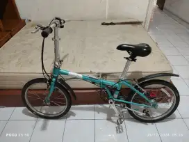 Sepeda Lipat Dahon Tosca D8