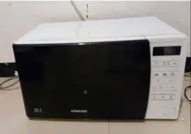 Microwave Samsung ME731K