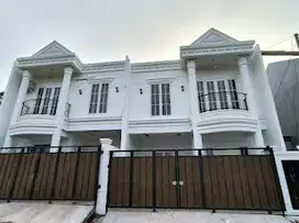 Rumah di Grand Depok City