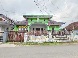 Dijual Rumah di jalan Dewata Genteng Kulon Banyuwangi selatan