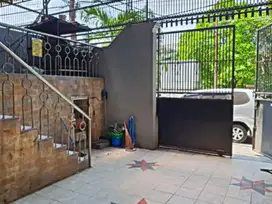 Dijual Harga Nego Rumah Bisa Tempat Usaha ( 7x24 ) Teluk Gong