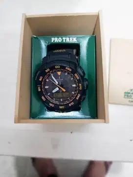 Jam tangan Casio protrek PRG-550-1A4DR