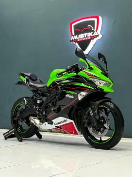 Odo 3rb Simpenan!!Kawasaki ZX25R ABS KRT 2022 Warna Favorit-Mustika