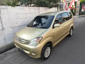 Toyota Avanza 2004 Bensin